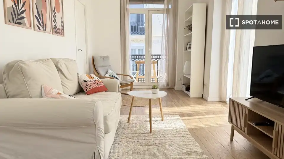 Flat with terrace to rent in Extramurs, imagen 9