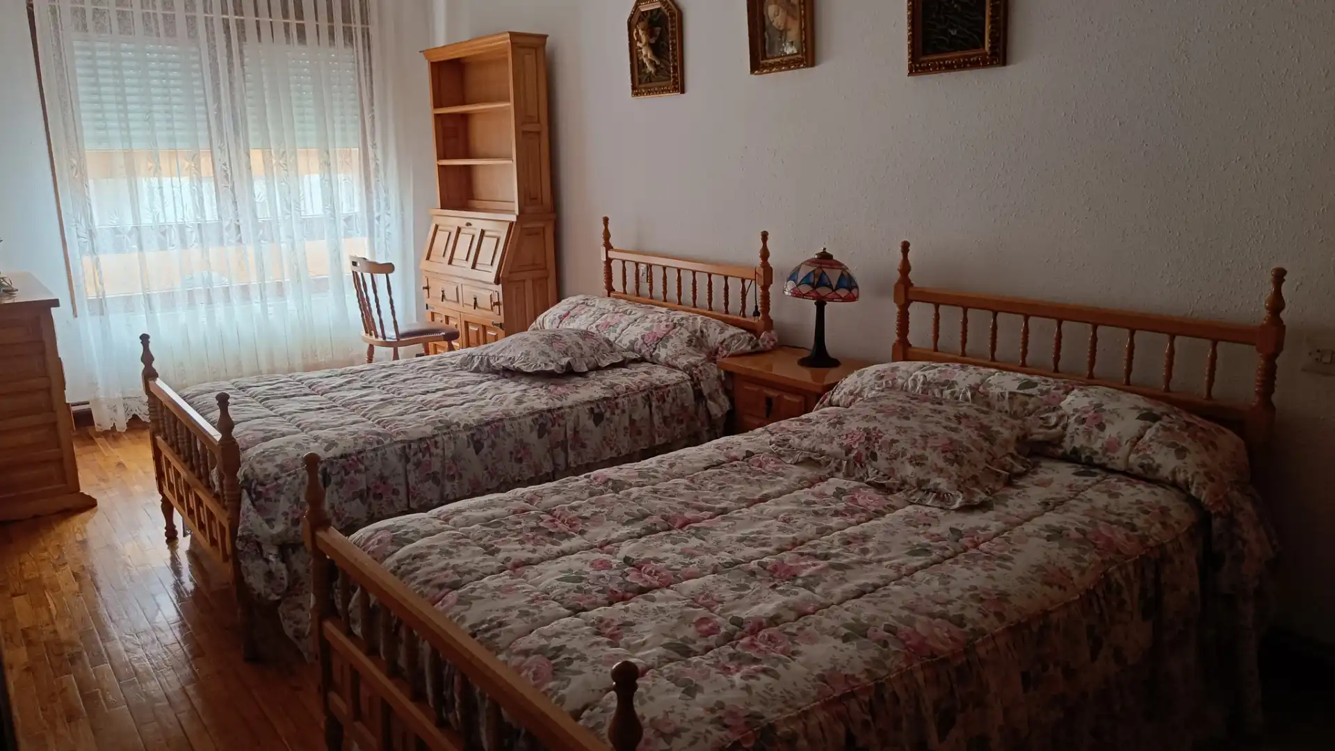 Habitación de Piso de alquiler en Pravia con Calefacción y Amueblado