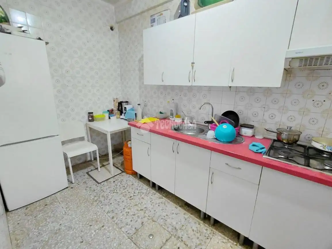 Cuina de Casa adosada en venda en Sevilla