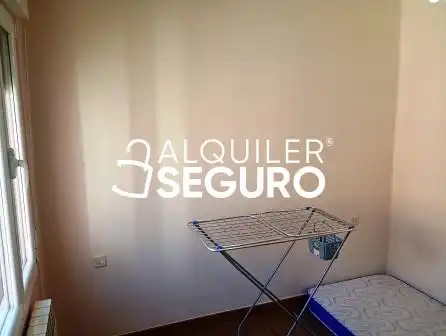 Schlafzimmer von Wohnung zur Miete in Vitoria - Gasteiz mit Heizung und Möbliert