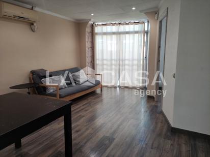 Flat for sale in Santa Coloma de Gramenet  with Heating