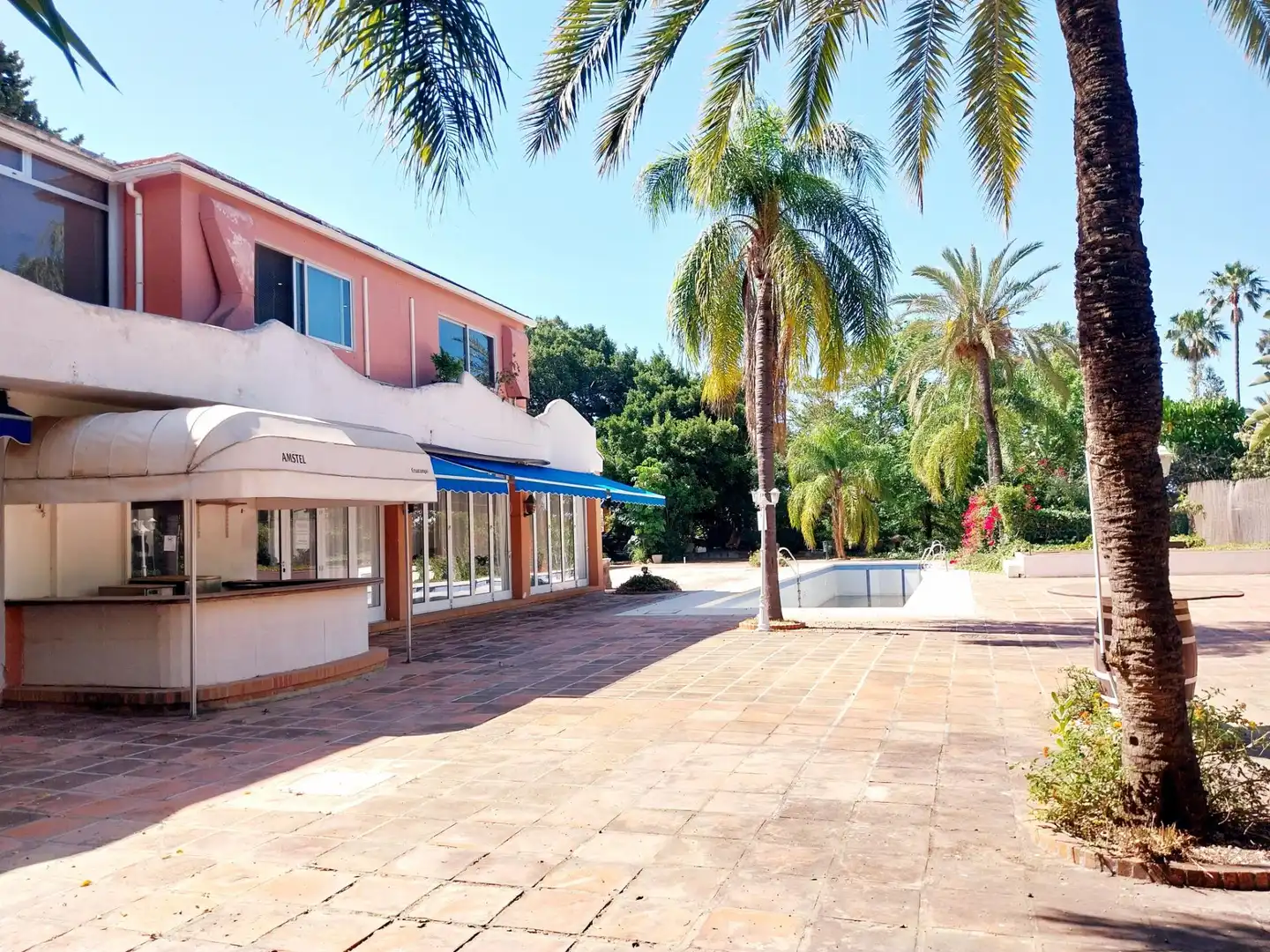 Außenansicht von Wohnung zum Verkauf in Mijas mit Klimaanlage, Privatgarten und Terrasse