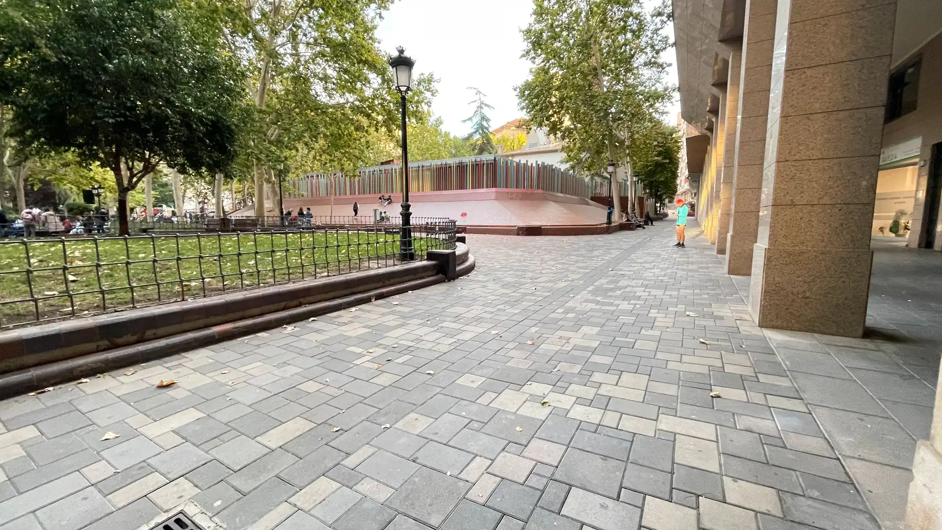 Local de alquiler en Plaza la Catedral, 6, Centro