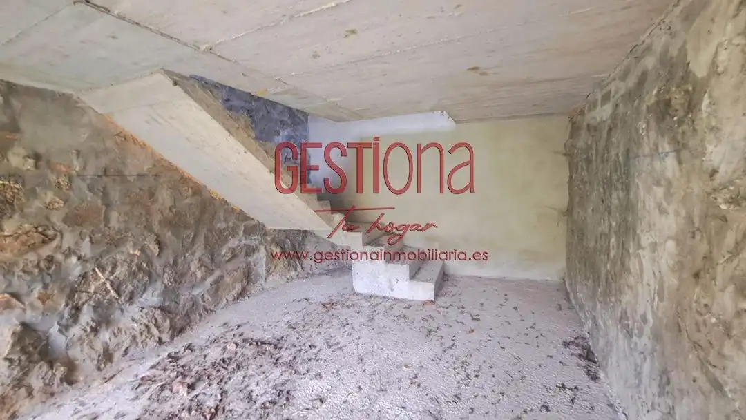 Casa o xalet en venda en Arredondo amb Jardí privat