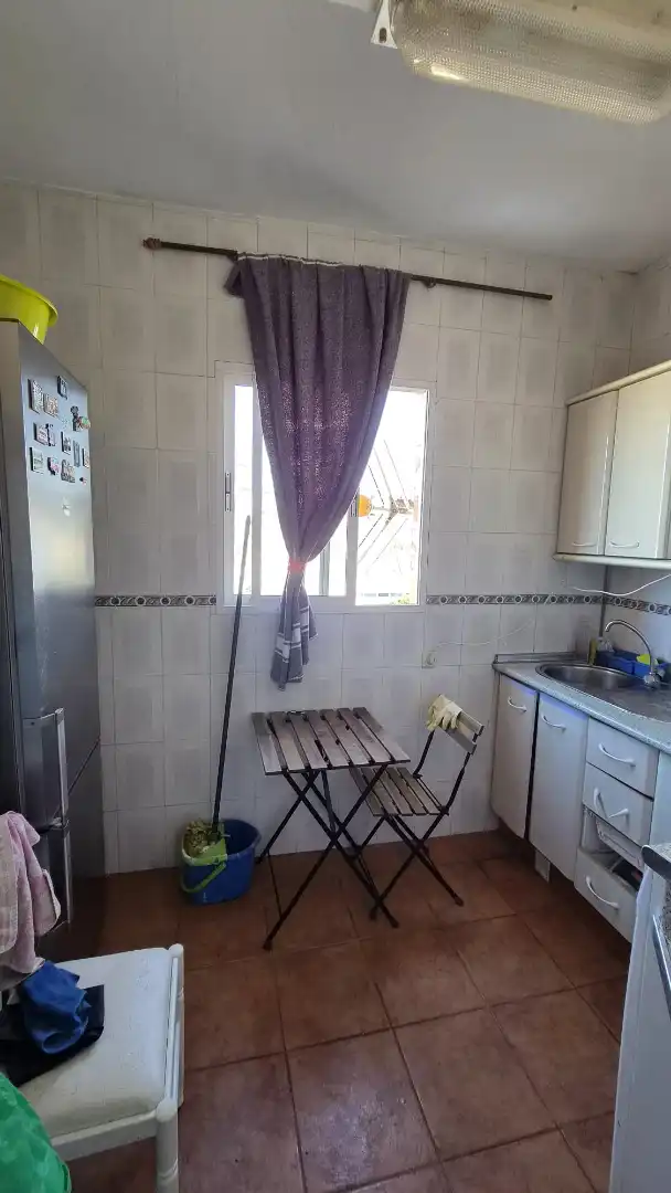 Cuina de Pis en venda en Málaga amb Terrassa i Moblat