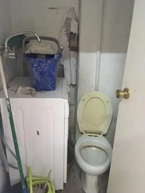 Badezimmer von Geschaftsraum zum Verkauf in Girona