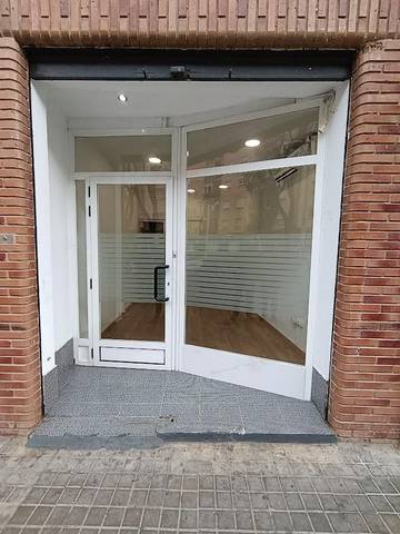 Local comercial en Alquiler en La Constitución - Canaleta