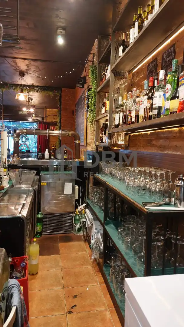 Business premises for transfer in Eixample, imagen 16
