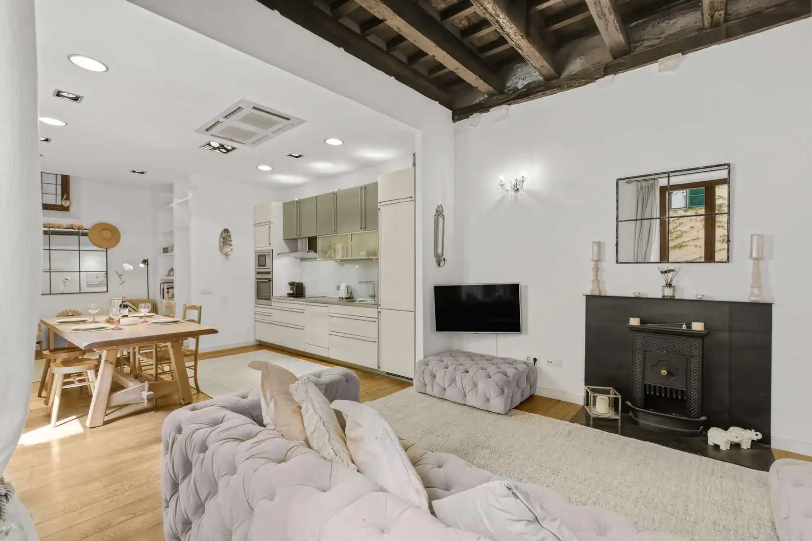 Wohnzimmer von Erdgeschoss zum Verkauf in  Palma de Mallorca mit Klimaanlage, Parkett und Möbliert