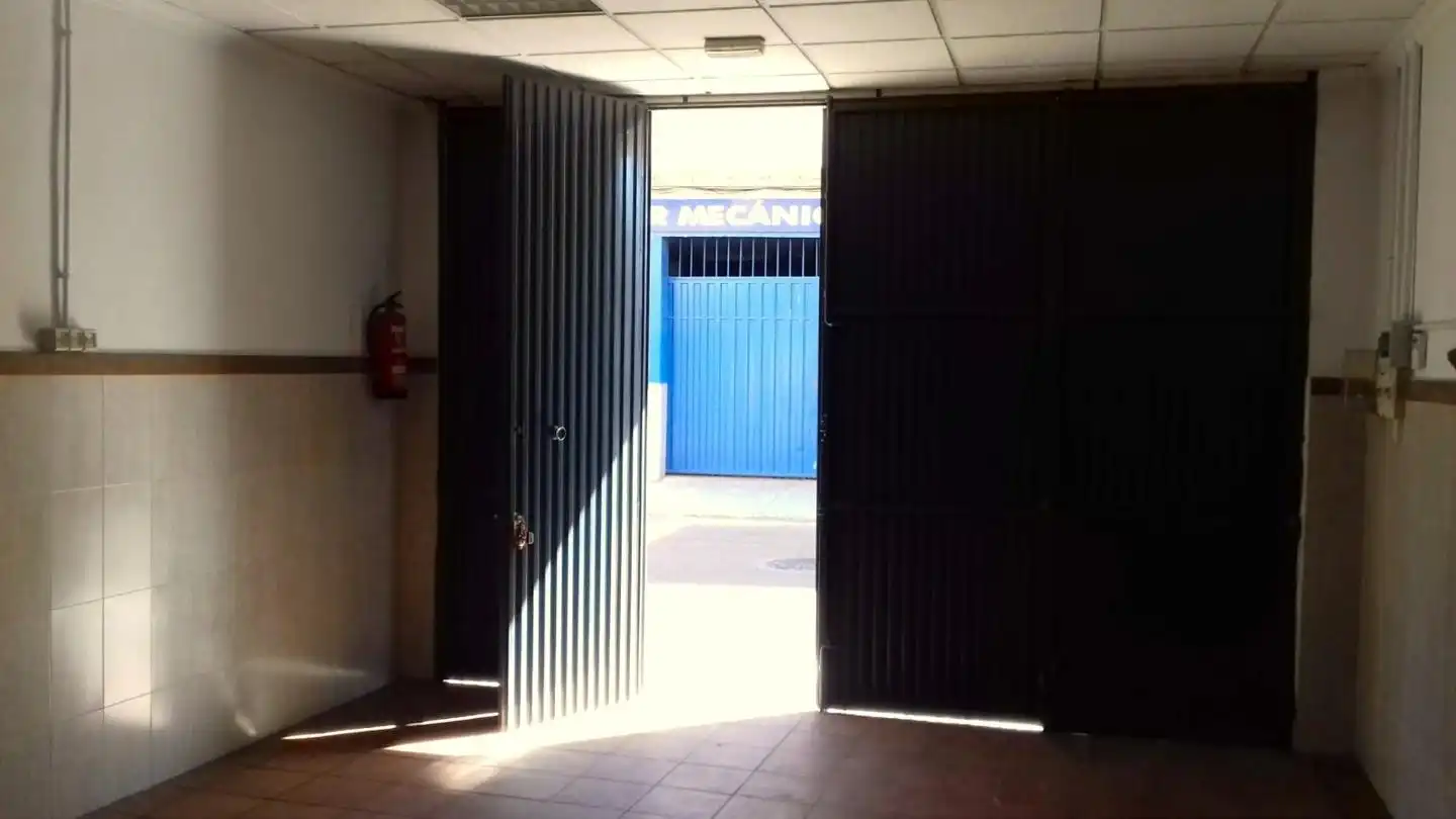 Haus zum Verkauf in Maria Auxiliadora - Barriada de Llera, imagen 24