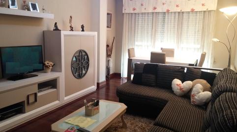 Foto 2 de Pis en venda a Los Corrales de Buelna - Av Cantabria, Los Corrales de Buelna , Cantabria