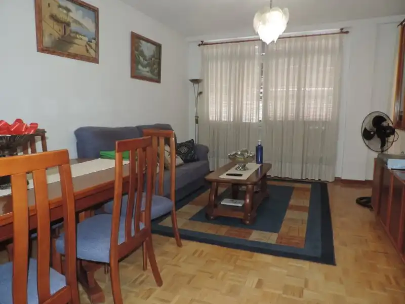 Sala de estar de Piso en venta en Guadalajara con Calefacción, Parquet y Terraza