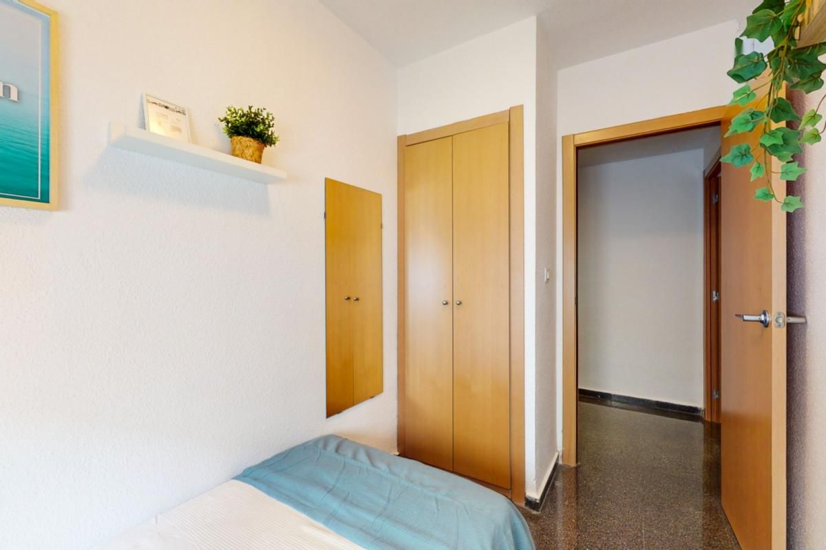 Apartament per a compartir a Albors