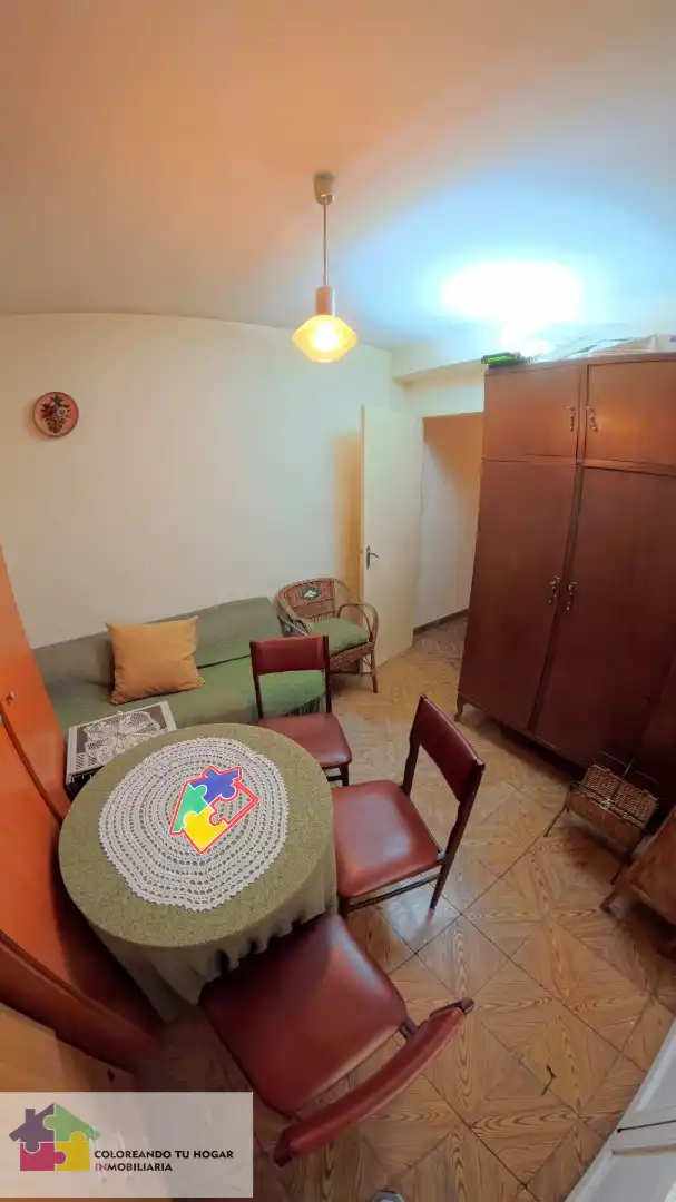 Sala d'estar de Pis en venda en León Capital  amb Terrassa, Traster i Moblat