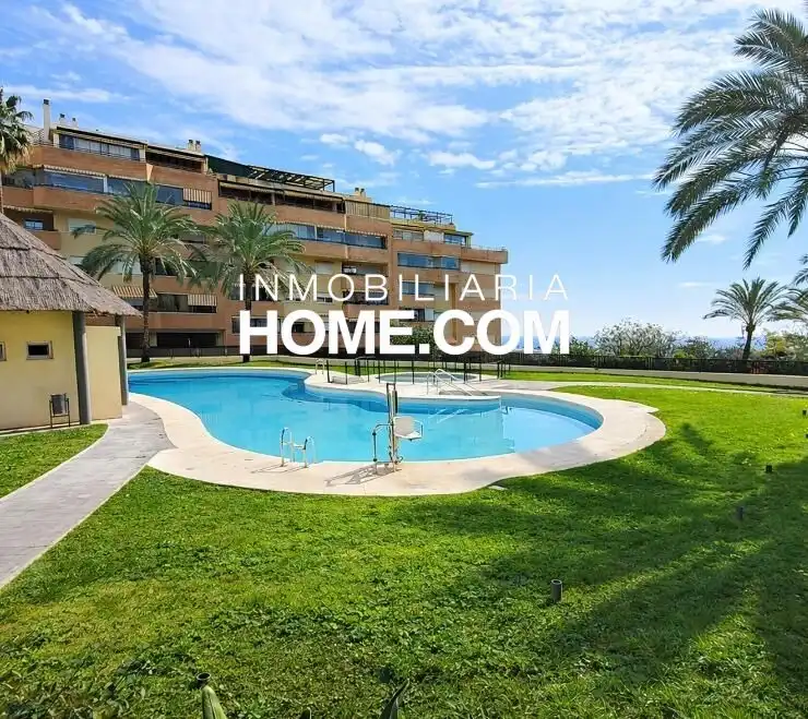 Flat with terrace for sale in Calle Andrés Segovia, imagen 6