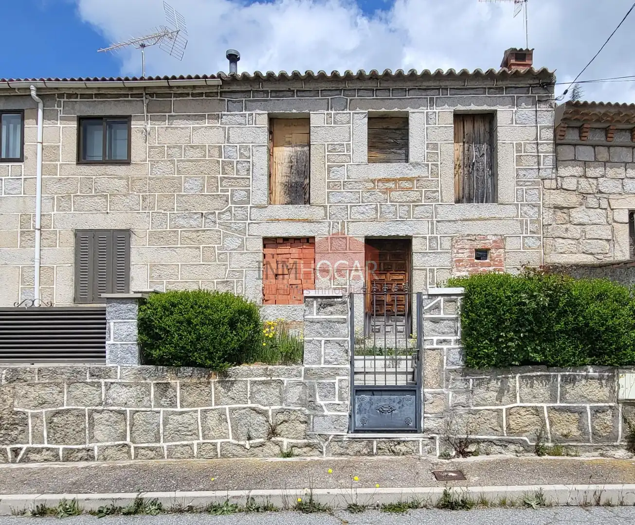 Vista exterior de Casa o chalet en venta en Villatoro con Jardín privado y Terraza