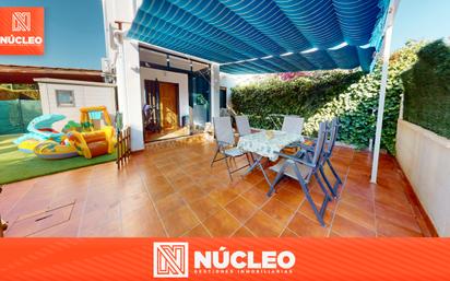 Terrassa de Casa adosada en venda en El Campello amb Aire condicionat, Jardí privat i Terrassa