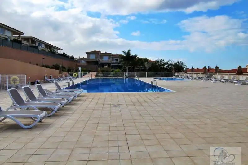 Piscina de Casa o chalet en venta en Santiago del Teide con Alarma y Piscina comunitaria