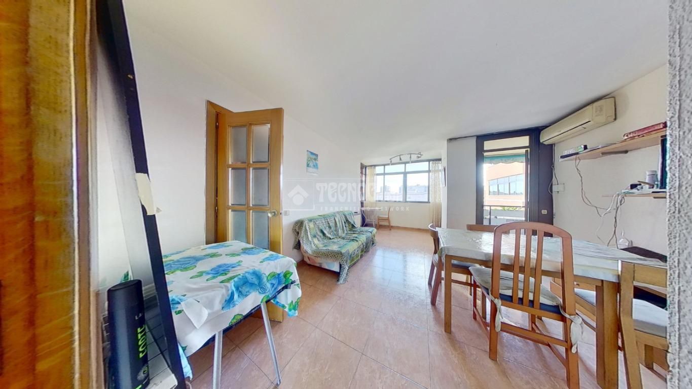 Sala de estar de Piso en venta en Sabadell con Calefacción y Balcón