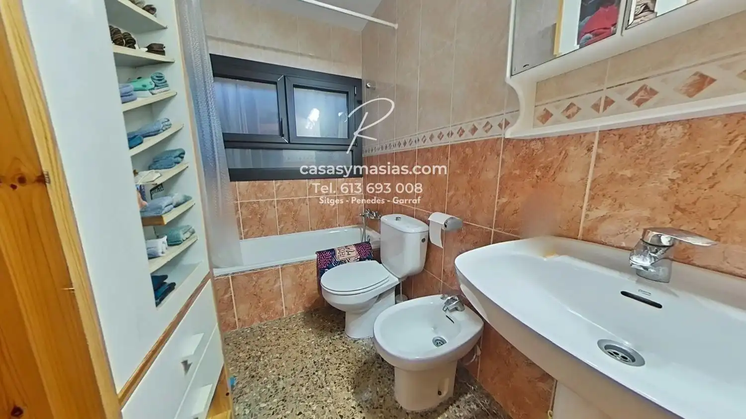Bany de Casa o xalet en venda en Sant Pere de Ribes amb Calefacció, Jardí privat i Terrassa