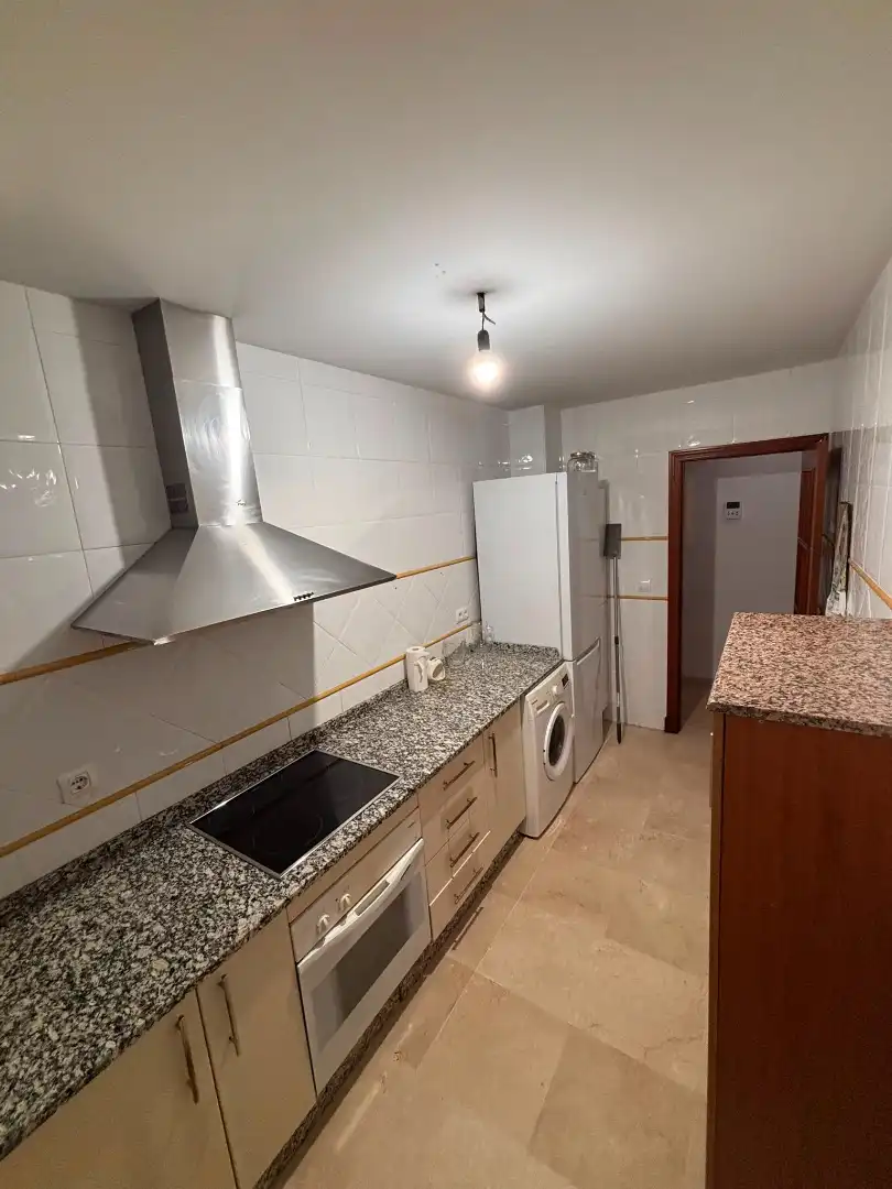Cocina de Piso en venta en Alcalá de Guadaira con Terraza y Trastero