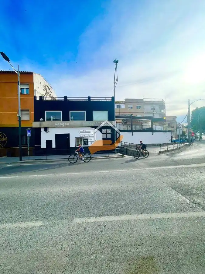 Local comercial en venda a Vélez-Rubio