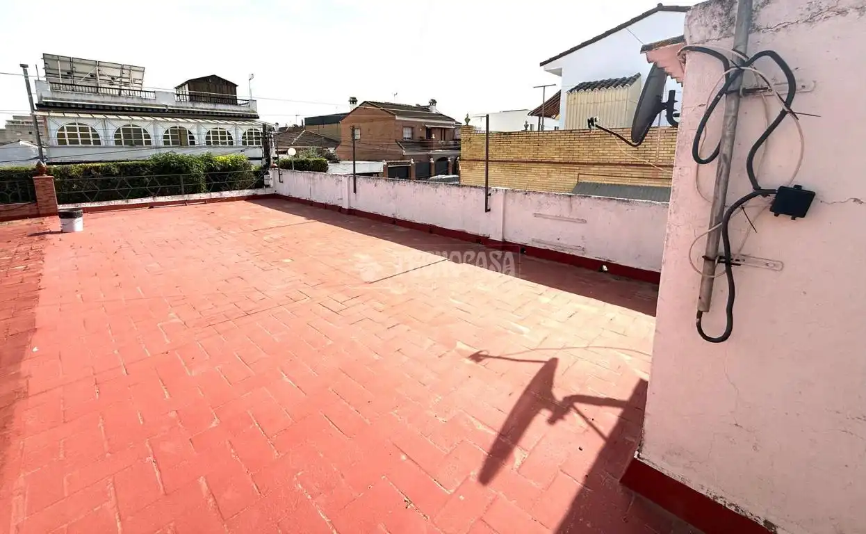 Terraza de Casa adosada en venta en San Juan de Aznalfarache