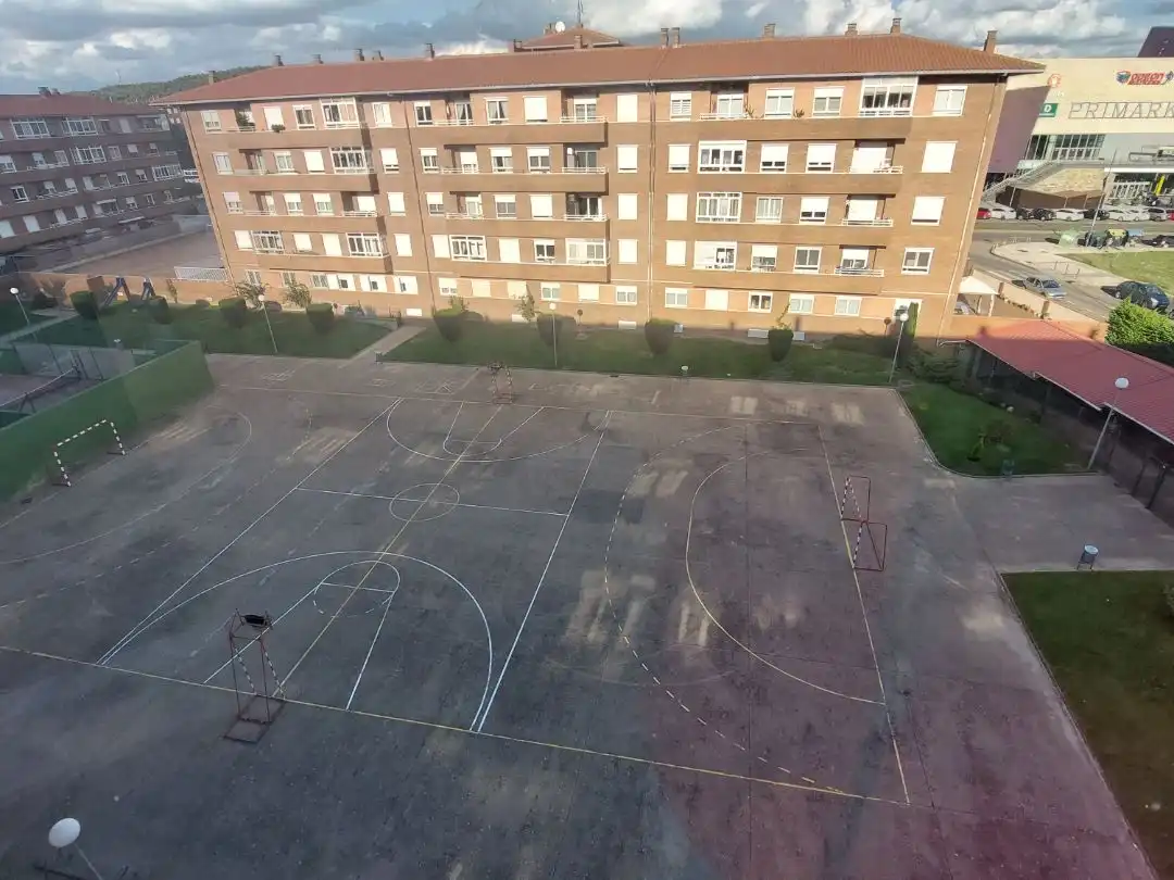 Parkplatz von Wohnung zur Miete in San Andrés del Rabanedo pueblo