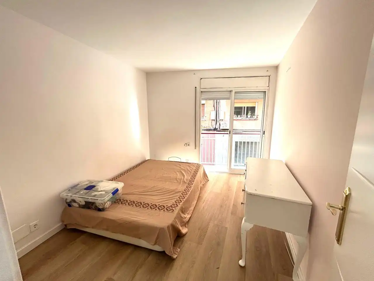 Habitación de Piso en venta en Barcelona con Aire acondicionado