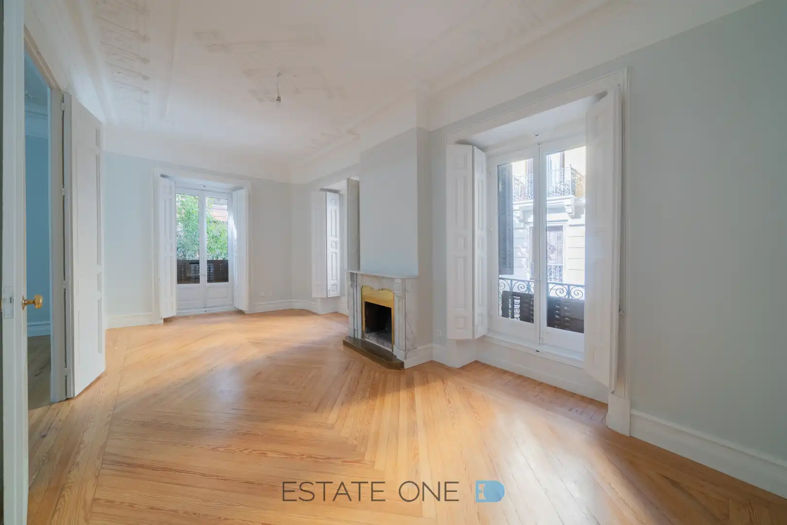 Ground floor for rent in Calle de Lope de Vega, Cortes - Huertas