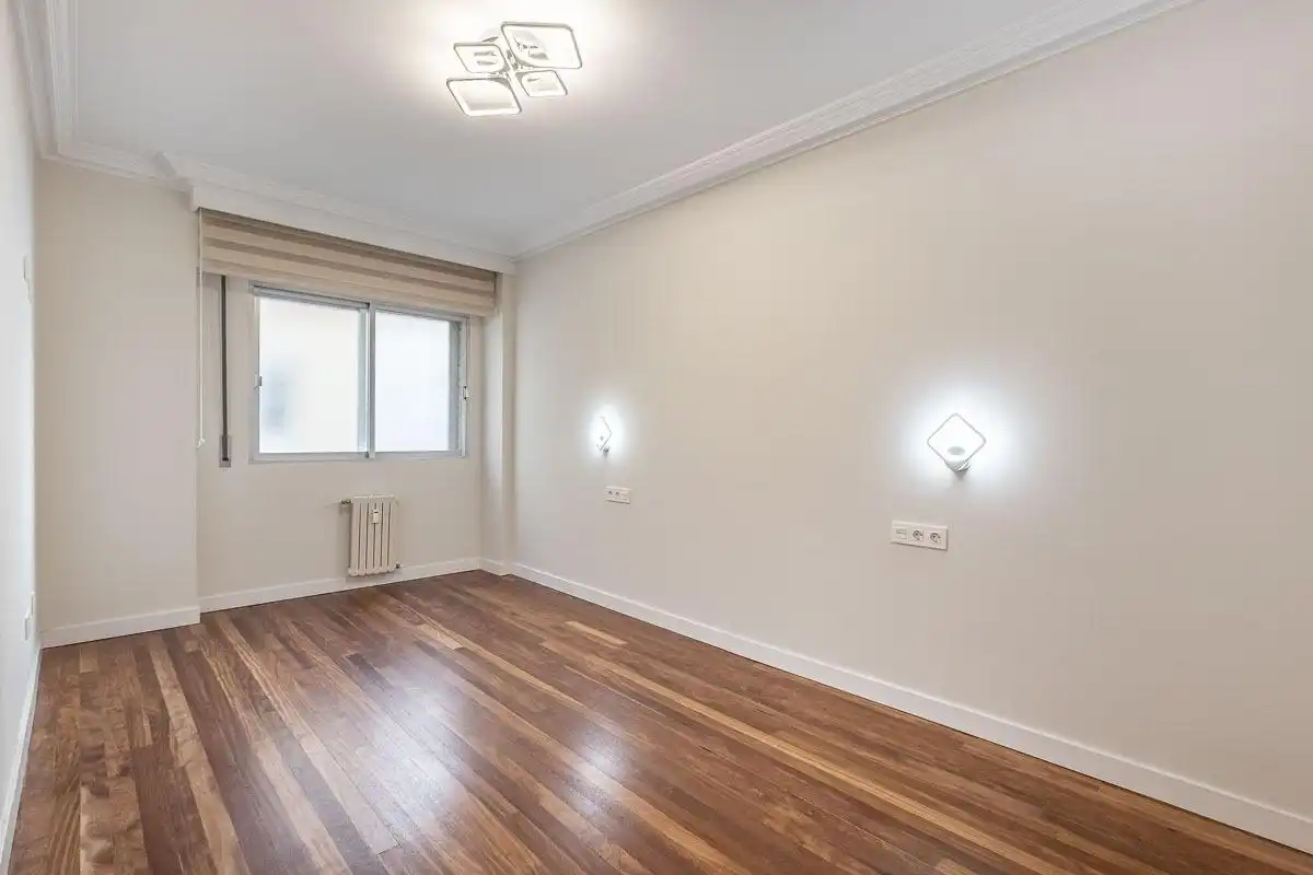 Bedroom of Flat for rent in Granada  with Air Conditioner, Heating and Terrace