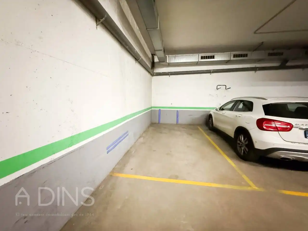 Parking de Piso en venta en Sant Feliu de Codines con Calefacción, Trastero y Balcón