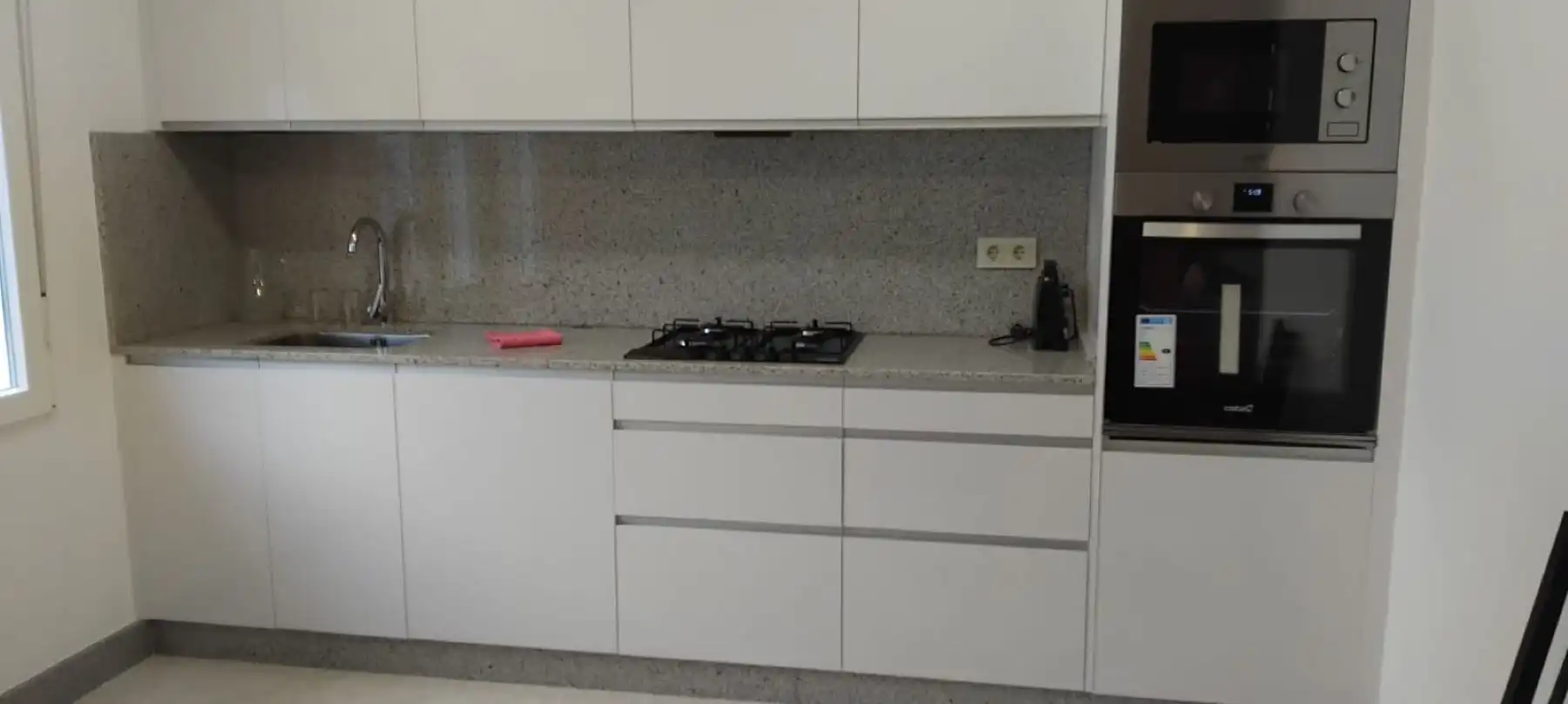 Kitchen of Houses for rent in Ribeira  with Private garden, Furnished and Oven