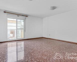 Sala d'estar de Apartament en venda en Simat de la Valldigna amb Aire condicionat