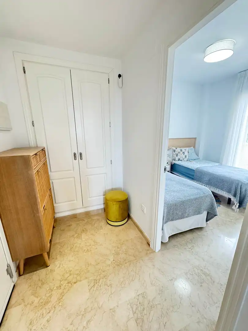 Habitación de Apartamento en venta en Manilva con Aire acondicionado, Calefacción y Terraza