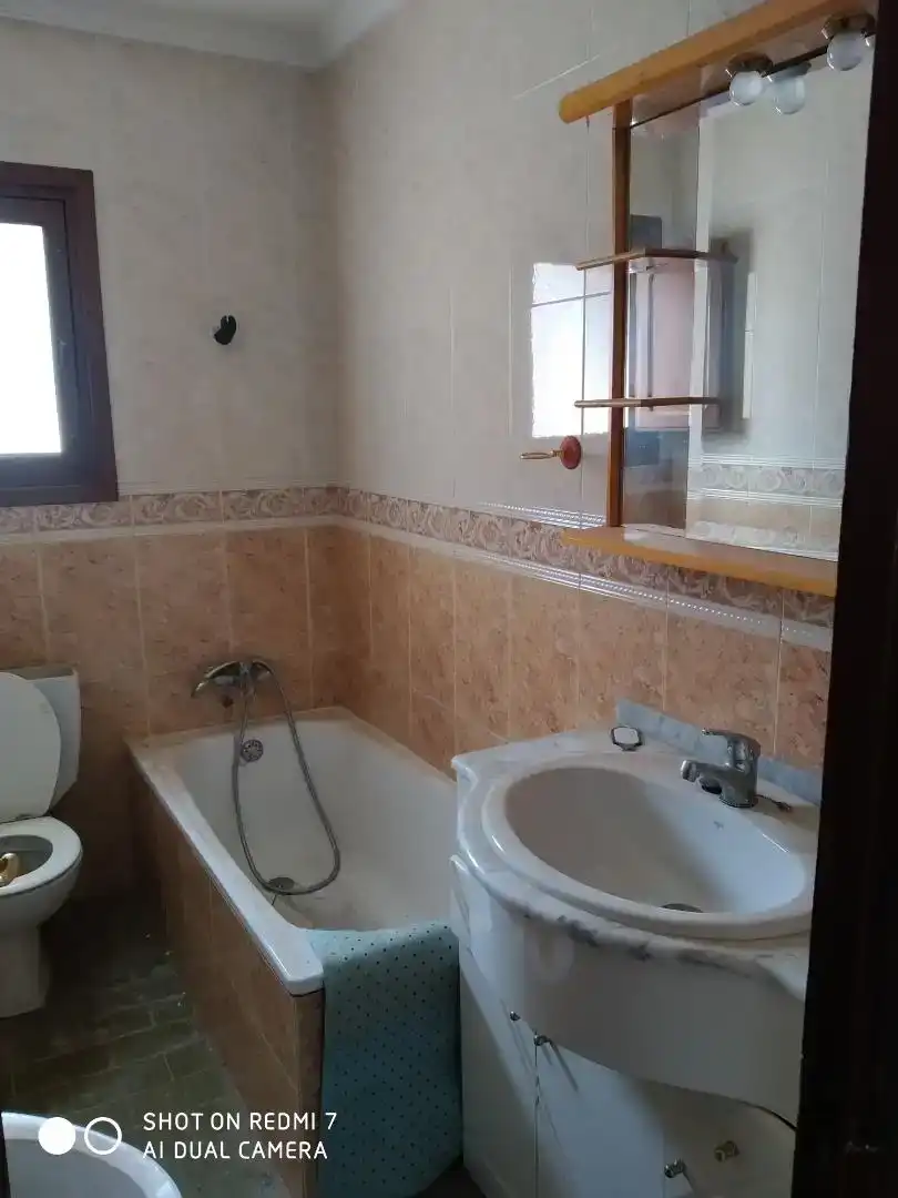 Baño de Dúplex en venta en La Puerta de Segura con Trastero, Horno y Microondas