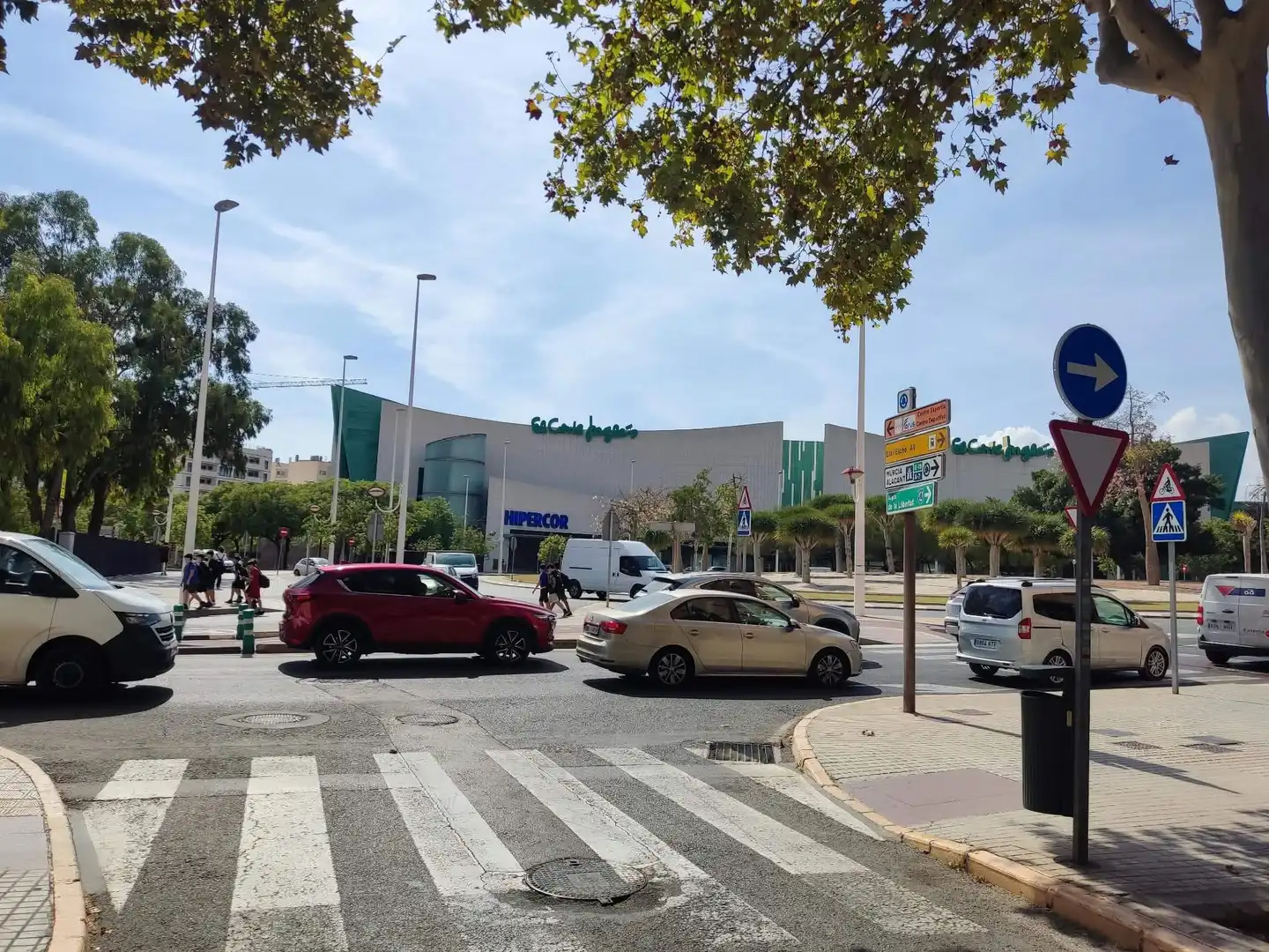Business premises to rent in Calle DIEGO FUENTES SERRANO, imagen 43