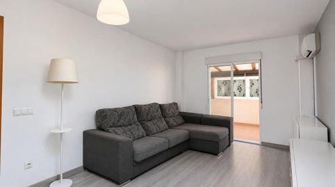 Foto 2 de Piso en venta en Calle Alamos, Residencial Triana - Barrio Alto, Las Gabias