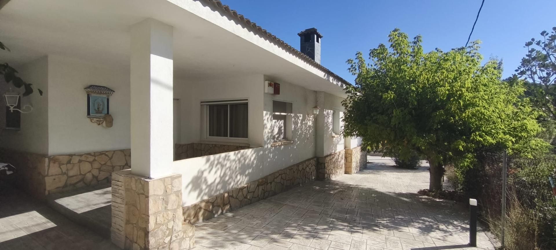 Vista exterior de Casa o xalet en venda en El Montmell amb Calefacció, Jardí privat i Traster