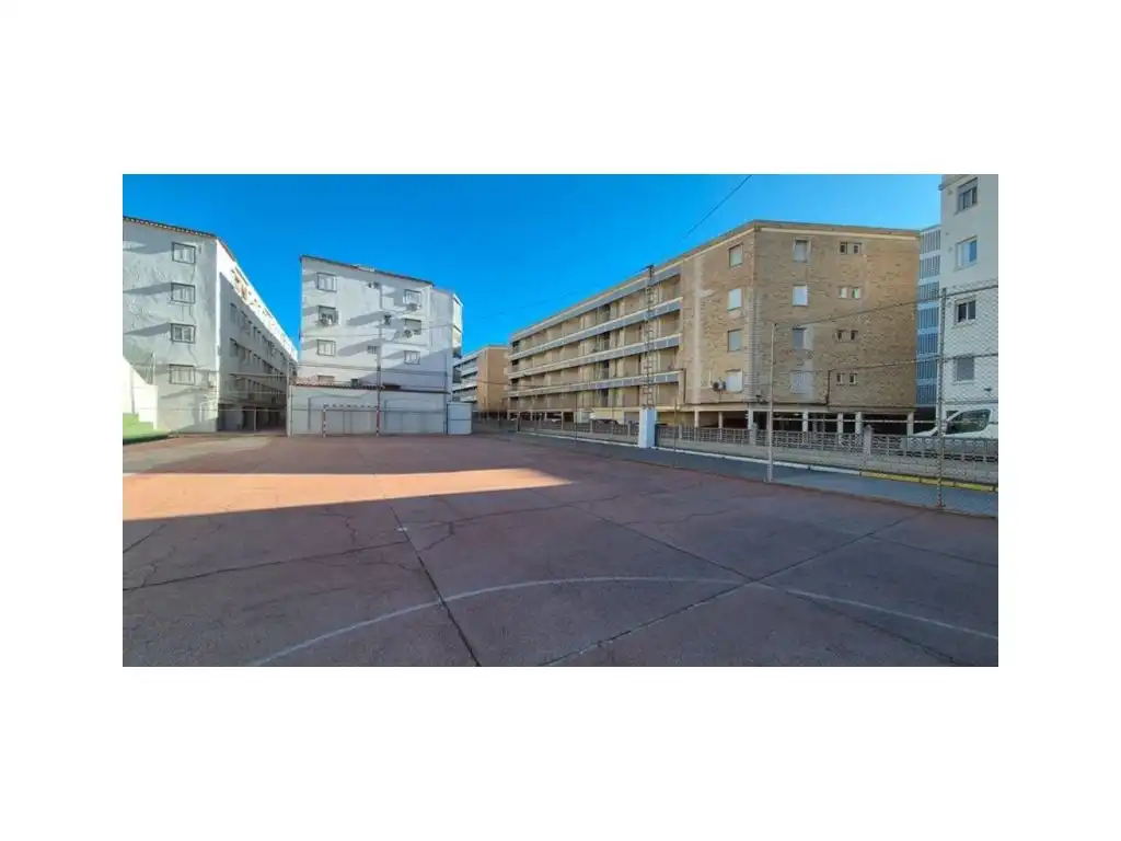 Apartamento en venta en El Perellonet