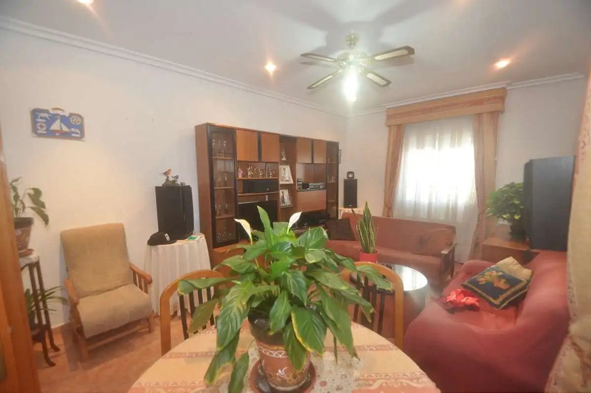 Casa a schiera con terrazza in vendita a El Pinós / Pinoso, imagen 5