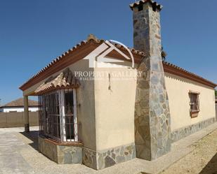 Exterior view of House or chalet for sale in Chiclana de la Frontera  with Heating, Private garden and Terrace