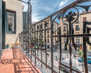 Vista exterior de Pis en venda en  Madrid Capital amb Aire condicionat i Terrassa