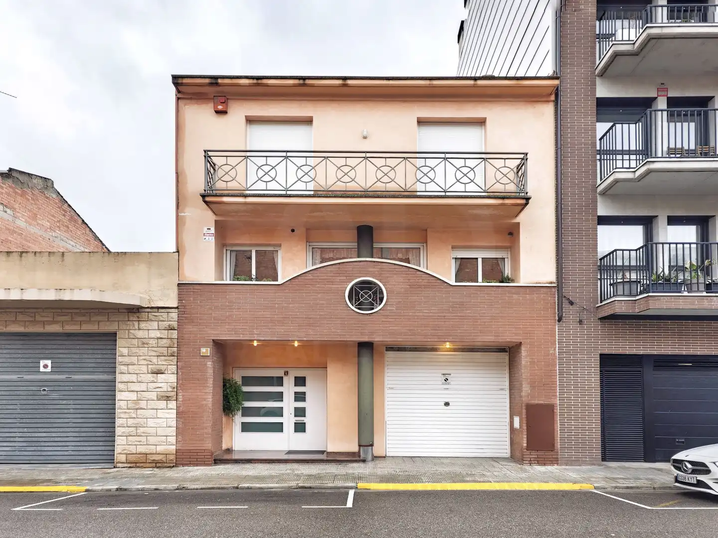 House for sale in El Poble Sec