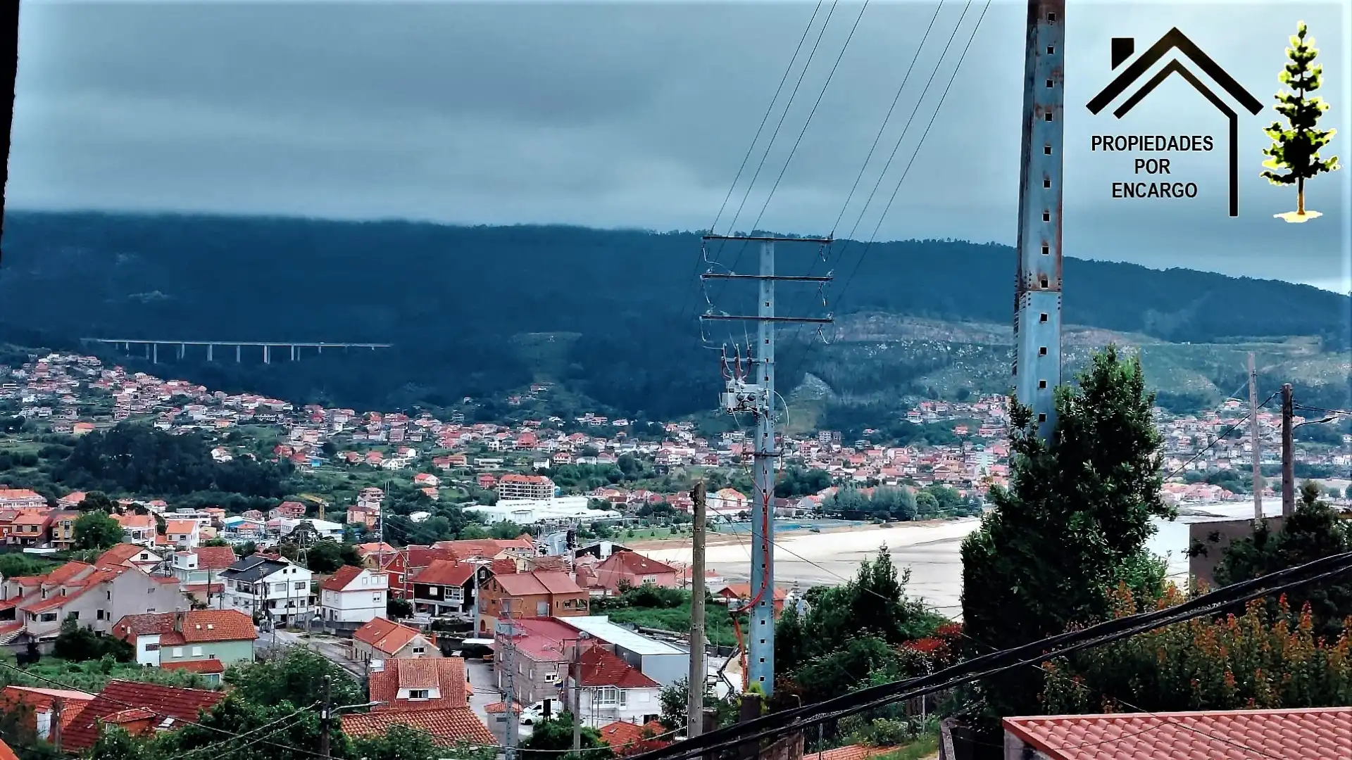 Vista exterior de Casa adosada en venta en Moaña con Jardín privado
