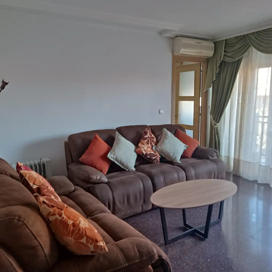 Sala d'estar de Pis de lloguer en Murcia amb Terrassa