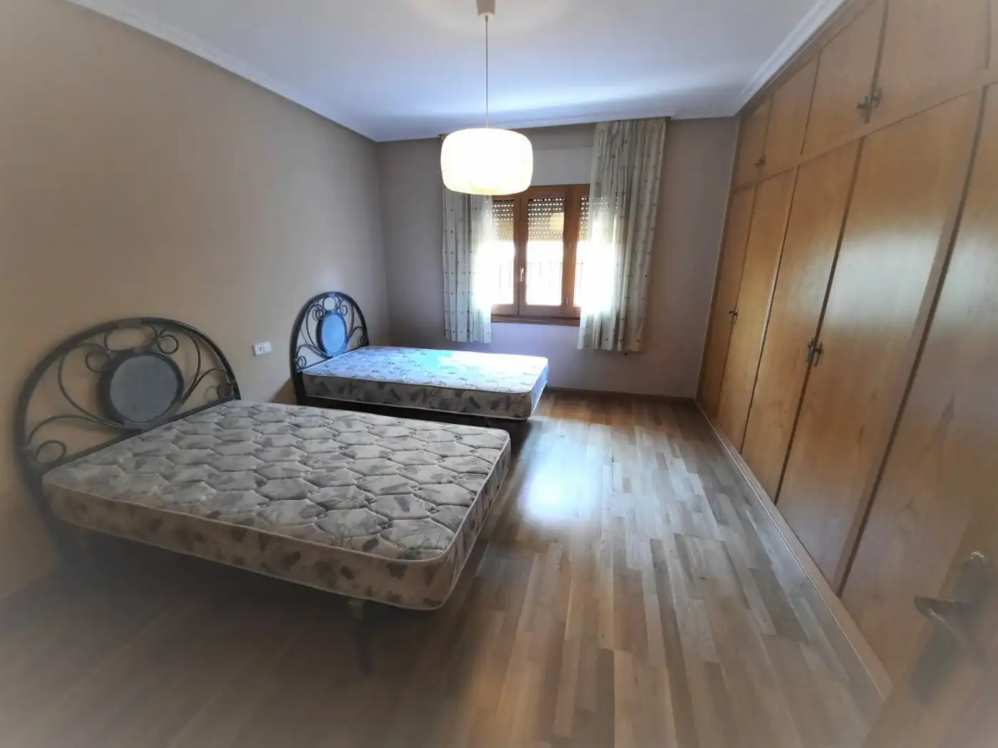 Dormitori de Casa o xalet de lloguer en Murcia amb Aire condicionat, Jardí privat i Parquet