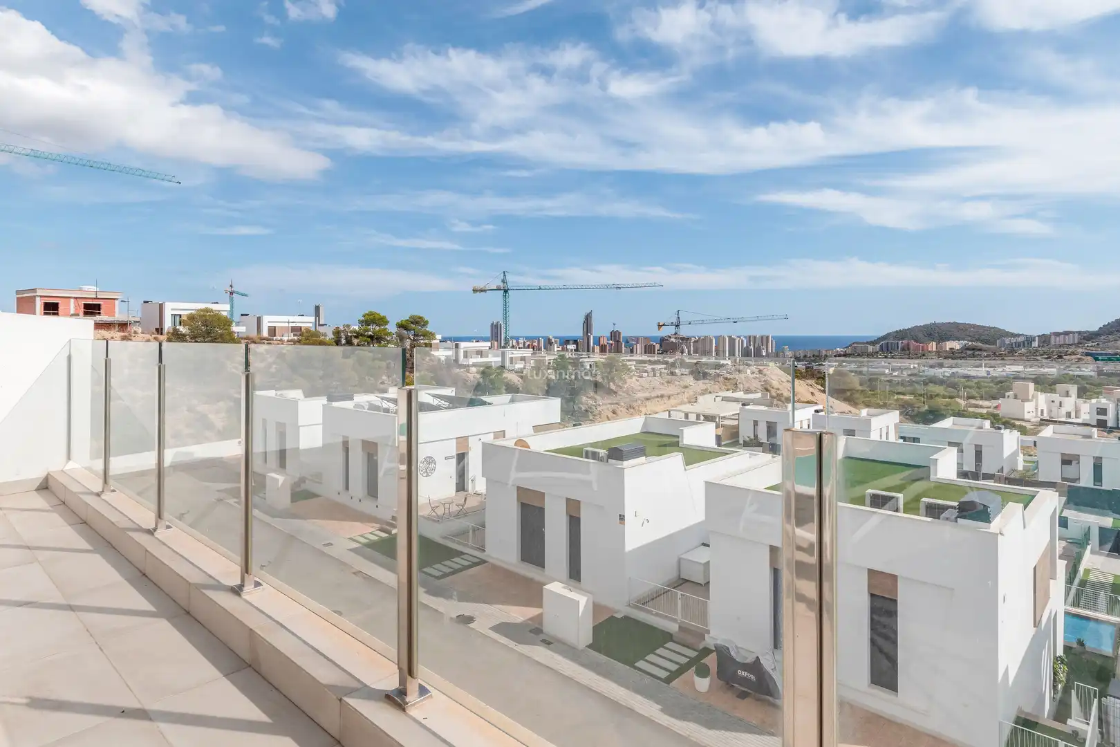 Vista exterior de Dúplex en venta en Finestrat con Aire acondicionado, Terraza y Trastero