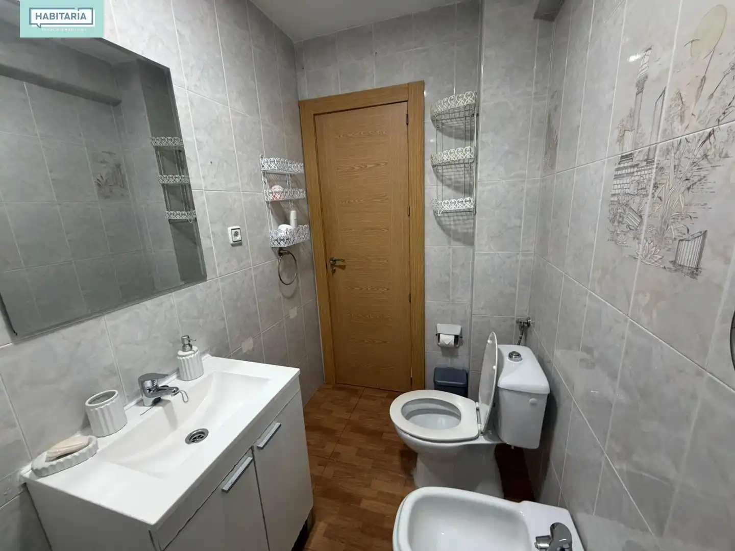 Bathroom of Flat for rent in Málaga