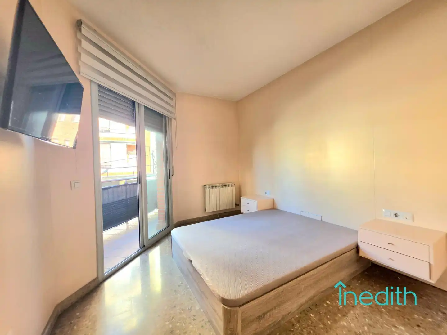 Habitación de Piso en venta en Viladecans con Aire acondicionado, Calefacción y Terraza
